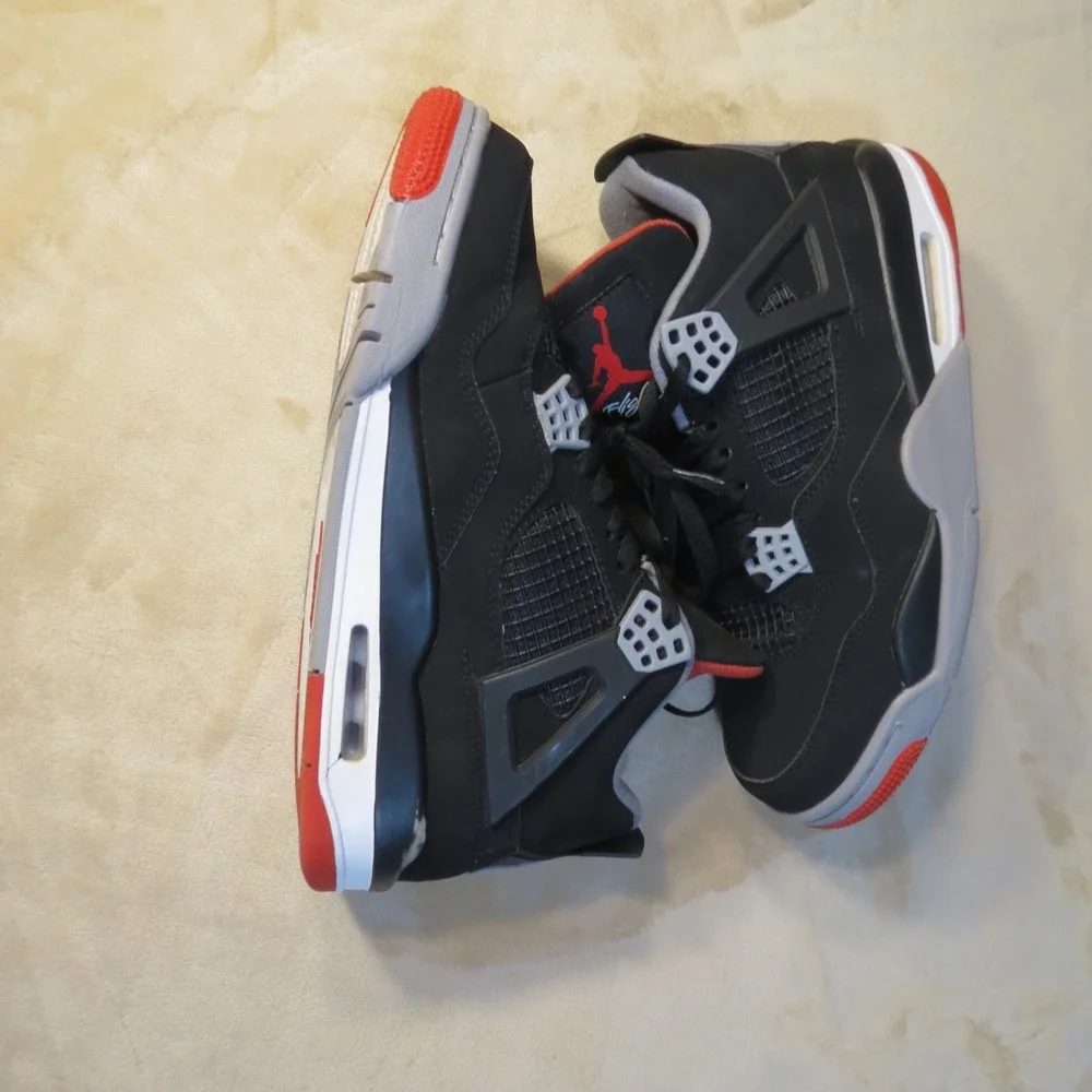 Air Jordan 4 Retro Bred 2019 Black Fire Red Cement Grey 308497-060 Mens 8.5